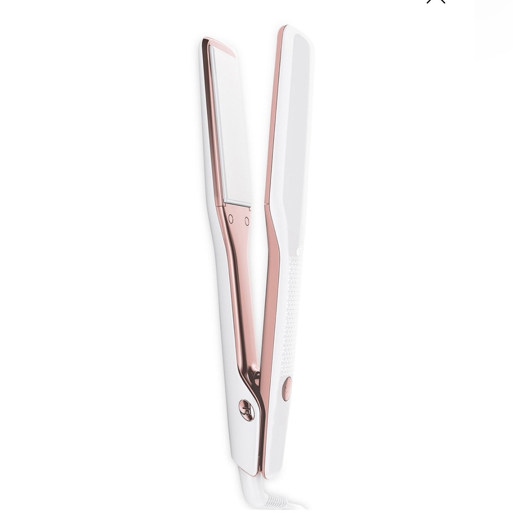T3 SinglePass X 1.5"
Ionic Flat Iron with Ceramic Plates (White
& Rose Gold)